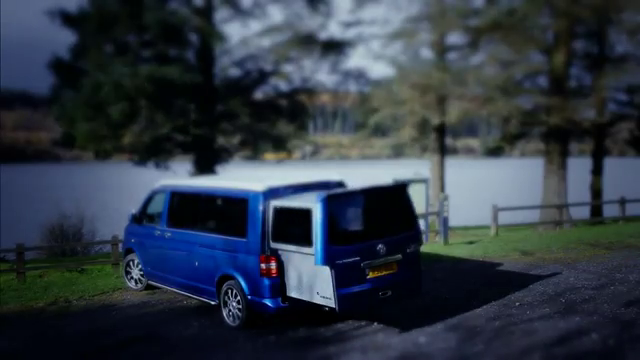 Смотреть видео ролик VW Transporter T5 увеличивается вдвое бесплатно на пор...